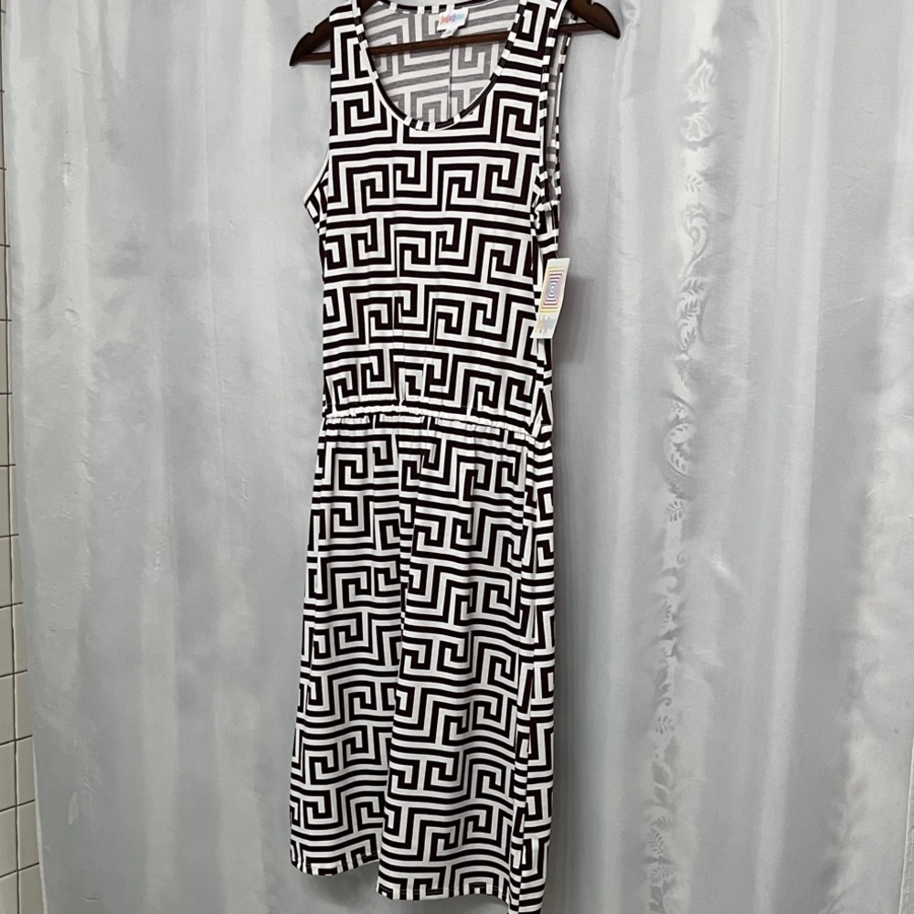 LuLaRoe Black and White Maze Pattern Midi Dress-NWT